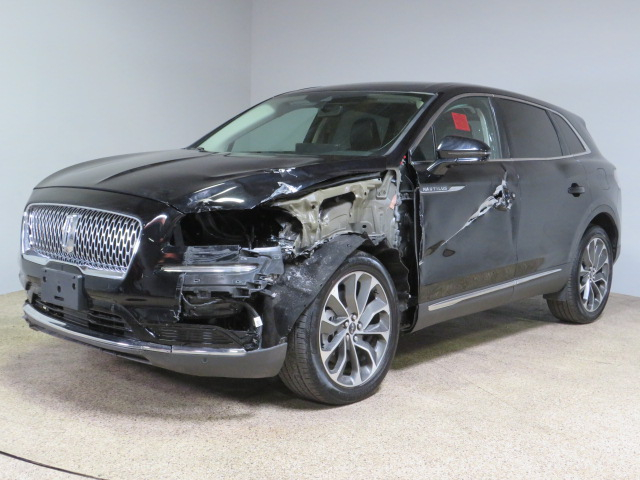 2023 Lincoln Nautilus Reserve vin: 2LMPJ8K94PBL08383