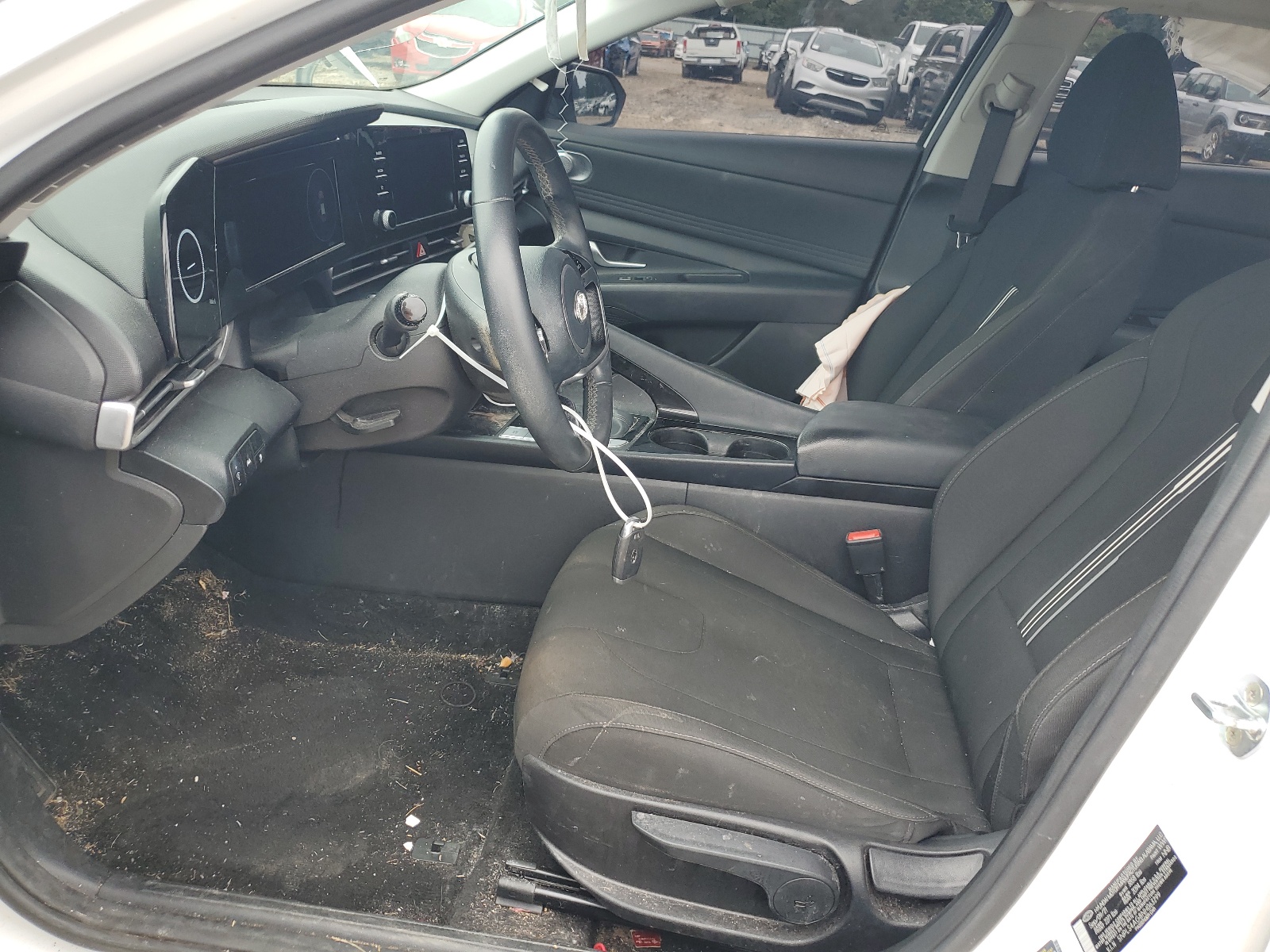 5NPLS4AG8NH063299 2022 Hyundai Elantra Sel