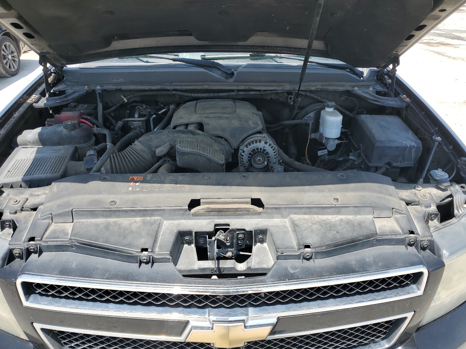 1GNSCAE02BR278192 2011 Chevrolet Tahoe C1500 Ls