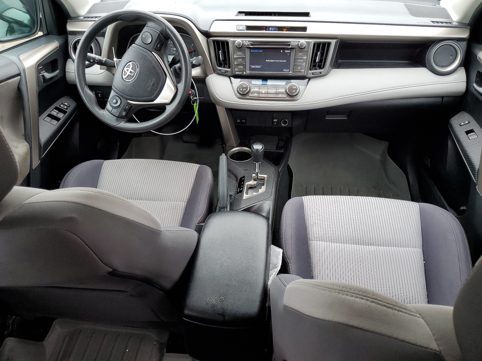 2T3RFREV4EW136424 2014 Toyota Rav4 Xle