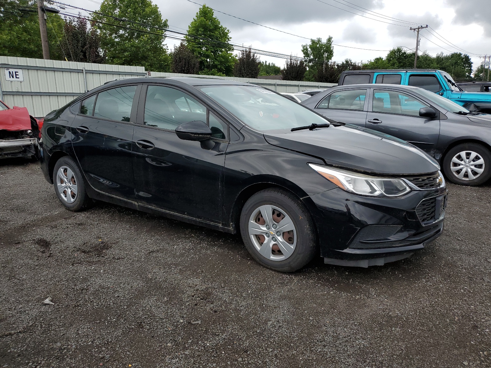 2016 Chevrolet Cruze Ls vin: 1G1BC5SM2G7232123