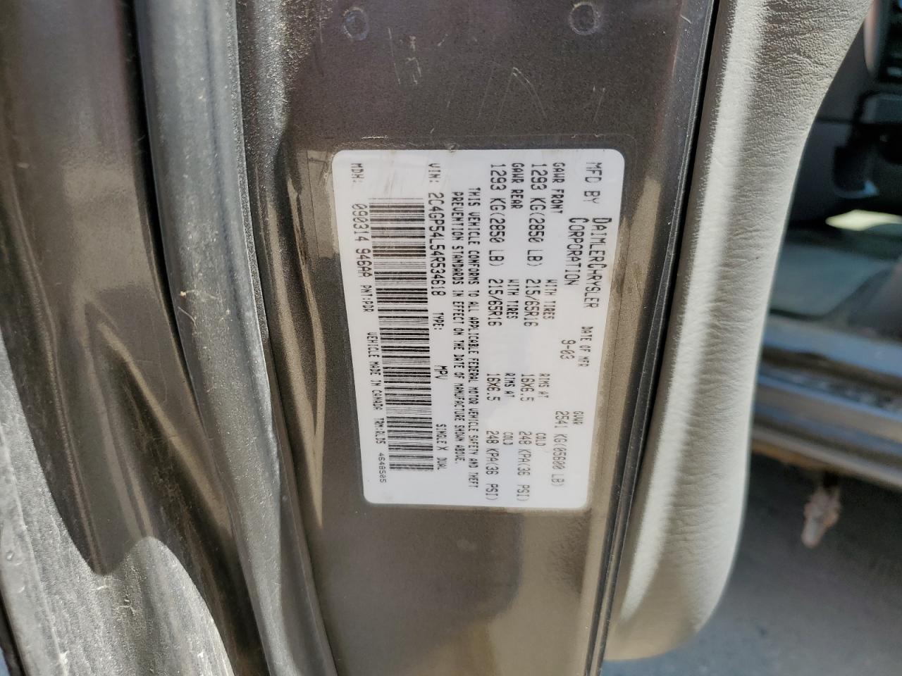 2004 Chrysler Town & Country Touring VIN: 2C4GP54L54R534618 Lot: 64161874