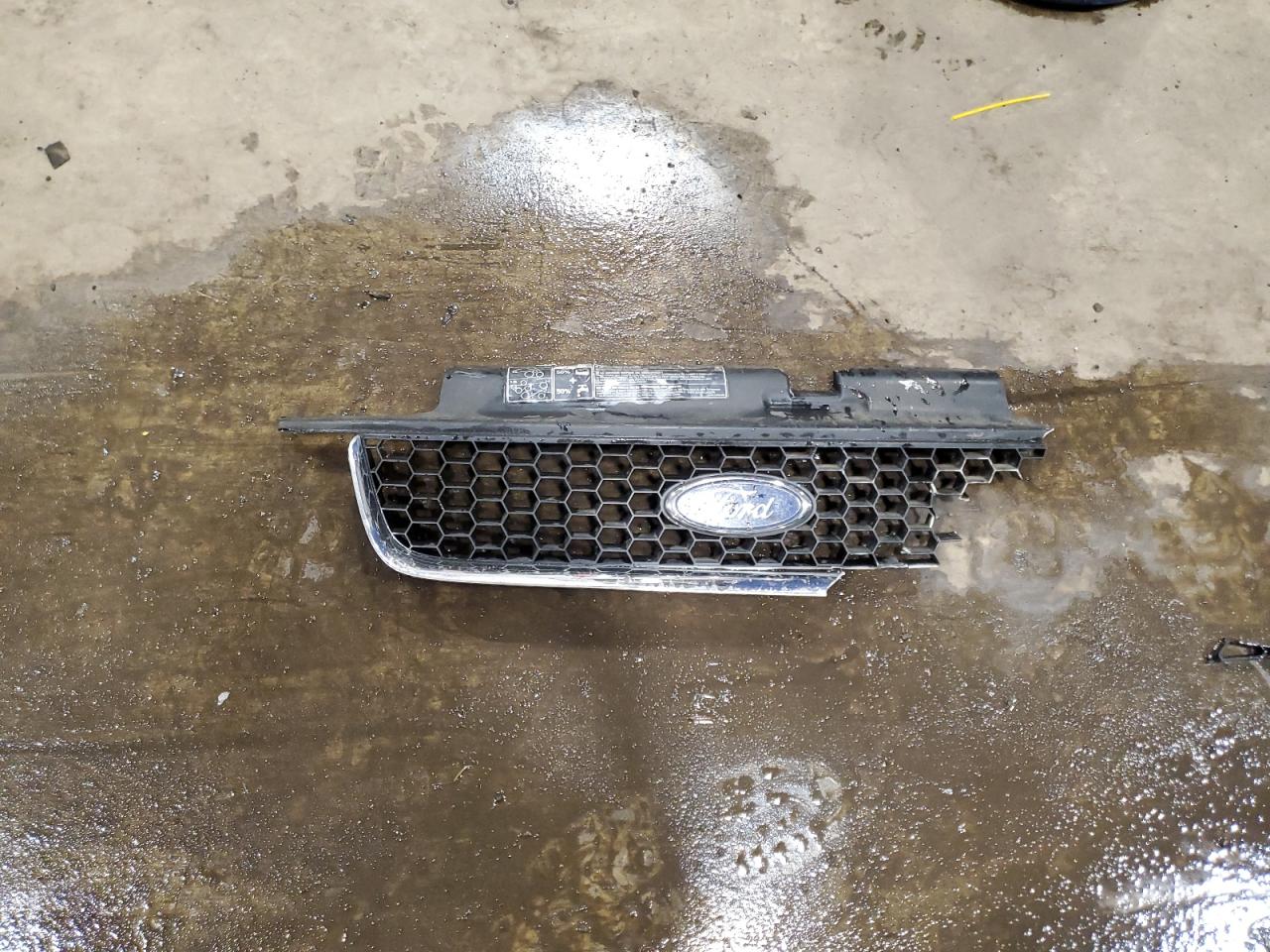 2003 Ford Escape Xlt VIN: 1FMYU93103KC96044 Lot: 64469524