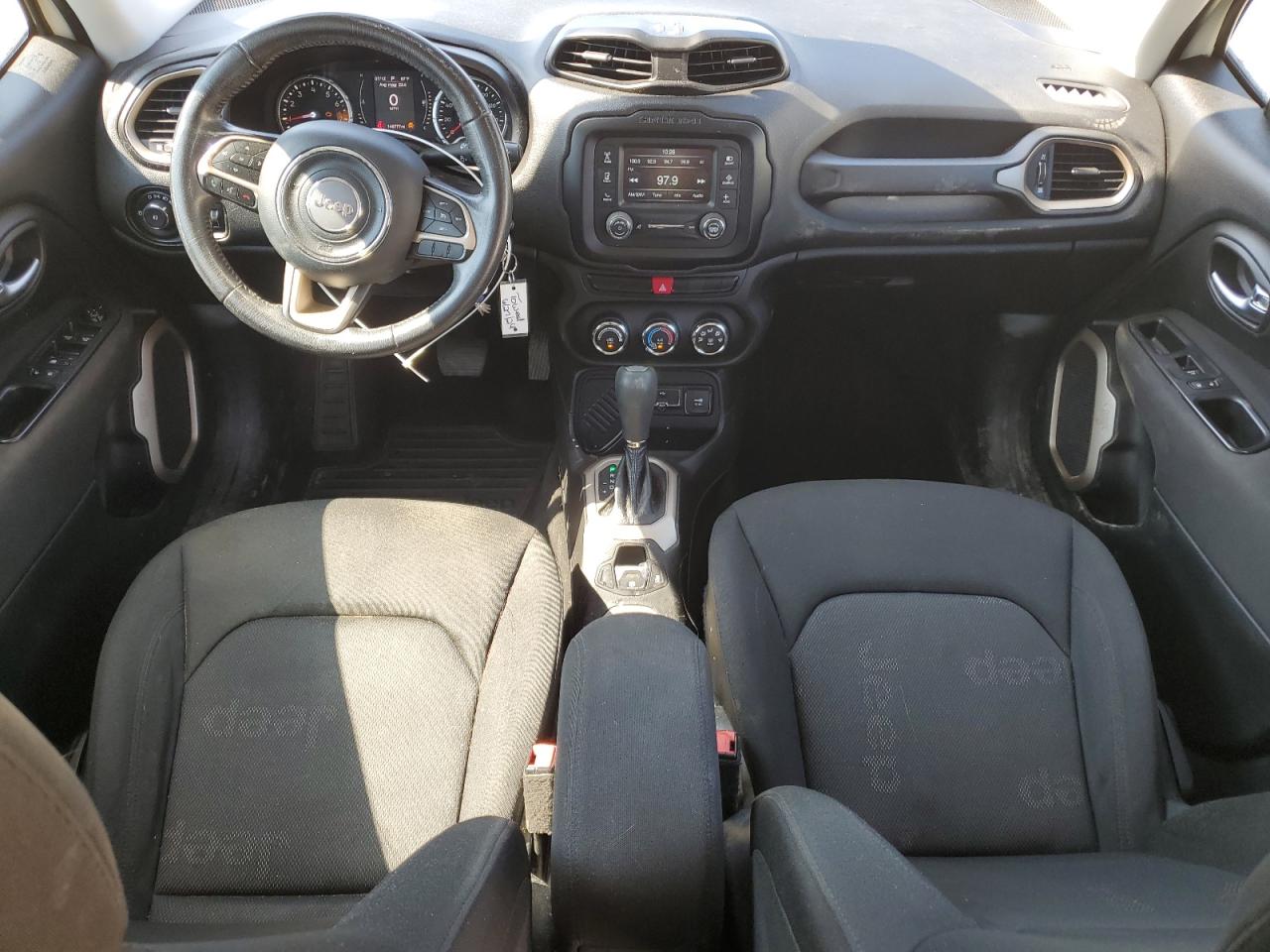 2015 Jeep Renegade Latitude VIN: ZACCJABT9FPB83067 Lot: 63025274