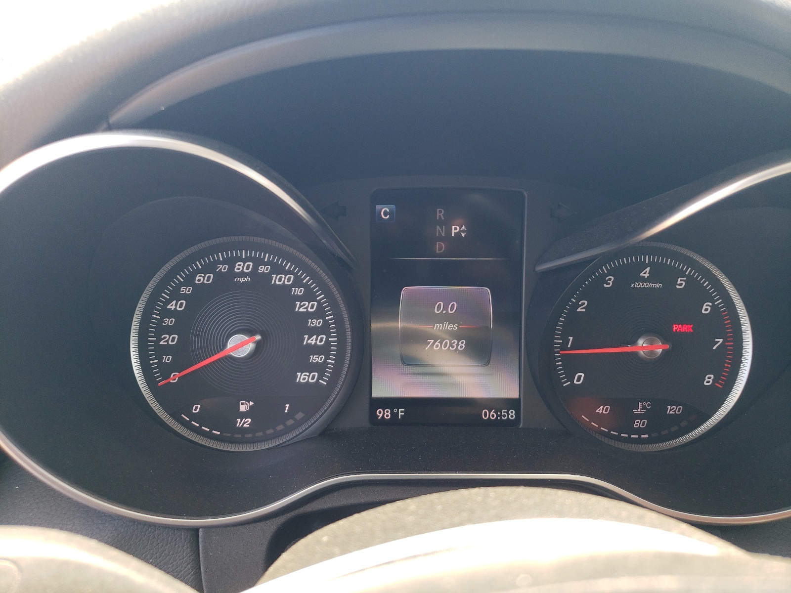 55SWF4JB5GU129748 2016 Mercedes-Benz C 300