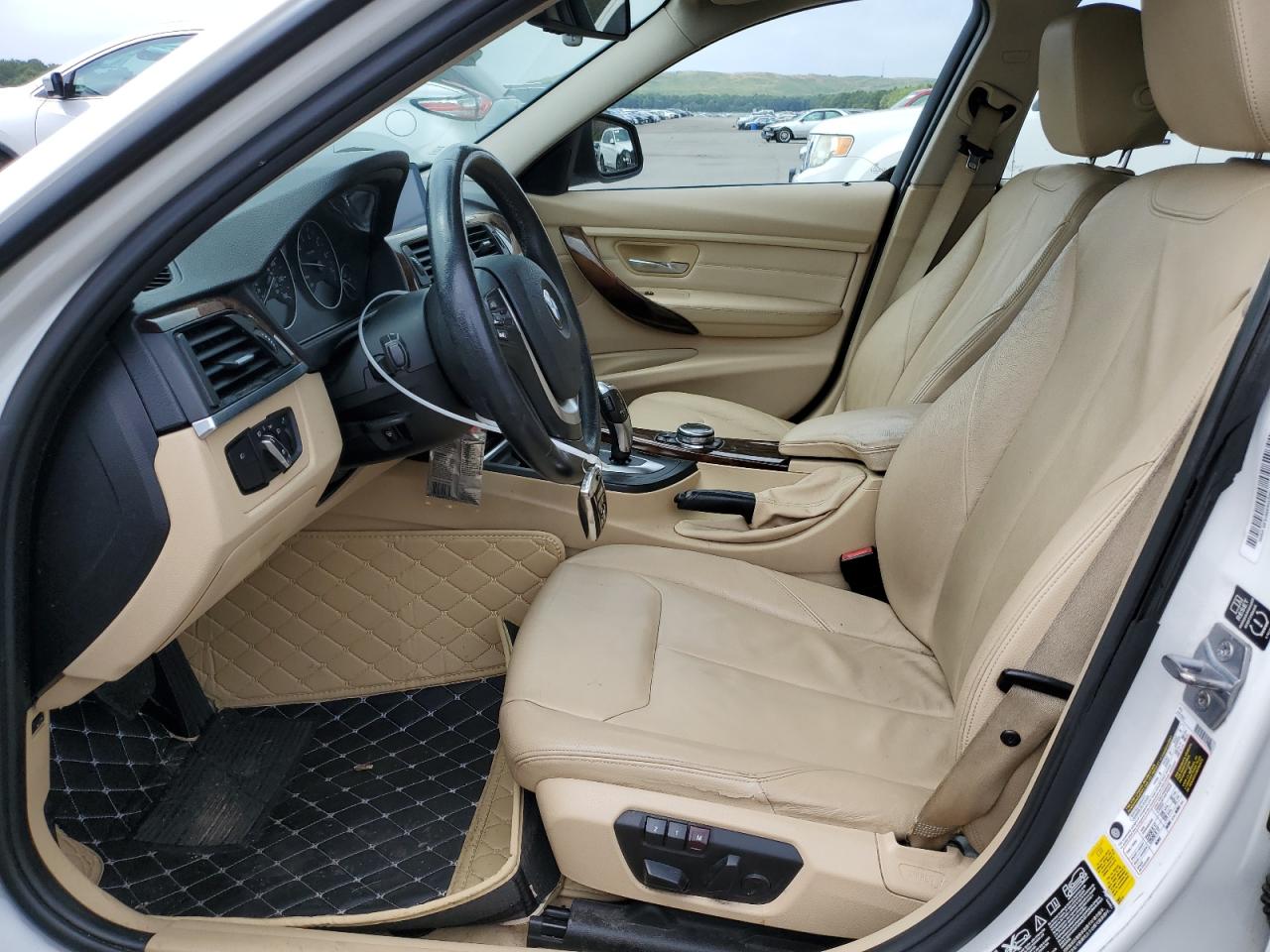 2014 BMW 328 Xi VIN: WBA3B3C56EJ978145 Lot: 60771504