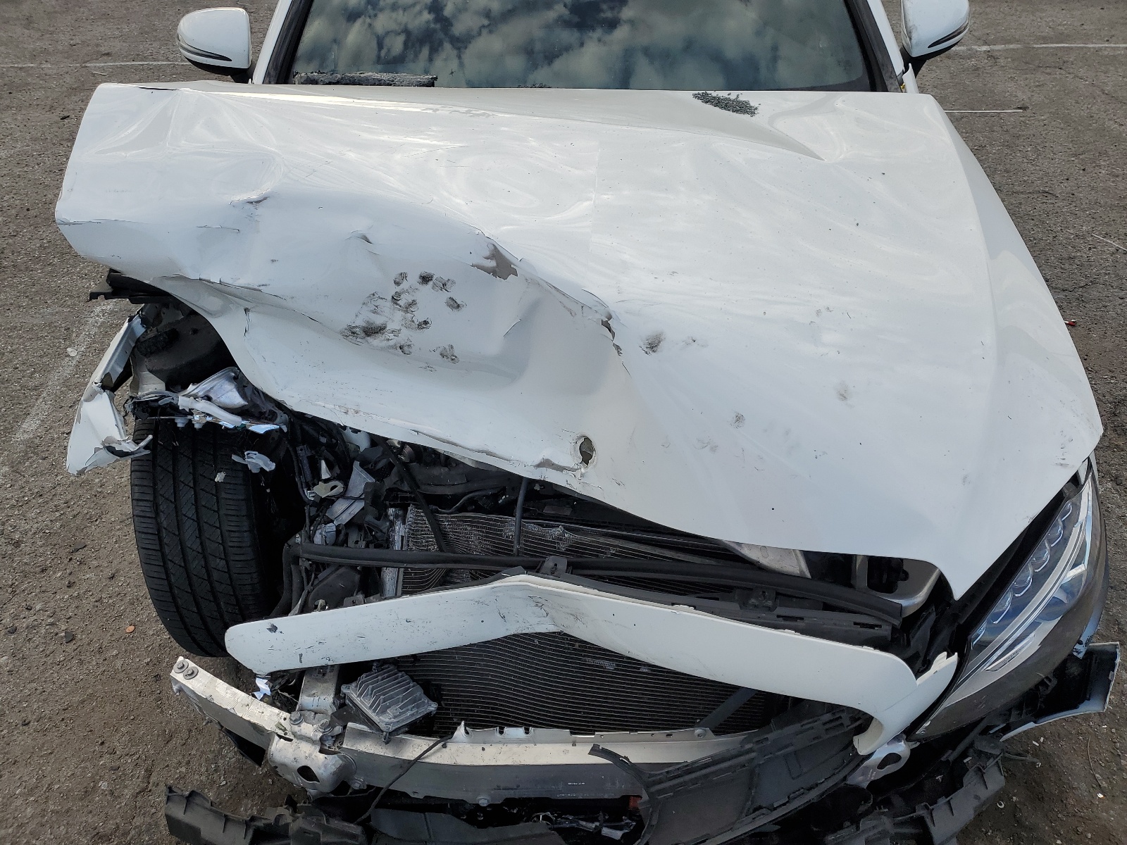 WDDWK4JB6JF679529 2018 Mercedes-Benz C 300