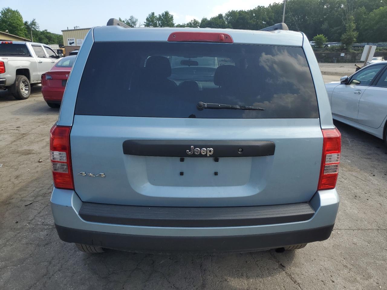 1C4NJRBB2DD190405 2013 Jeep Patriot Sport