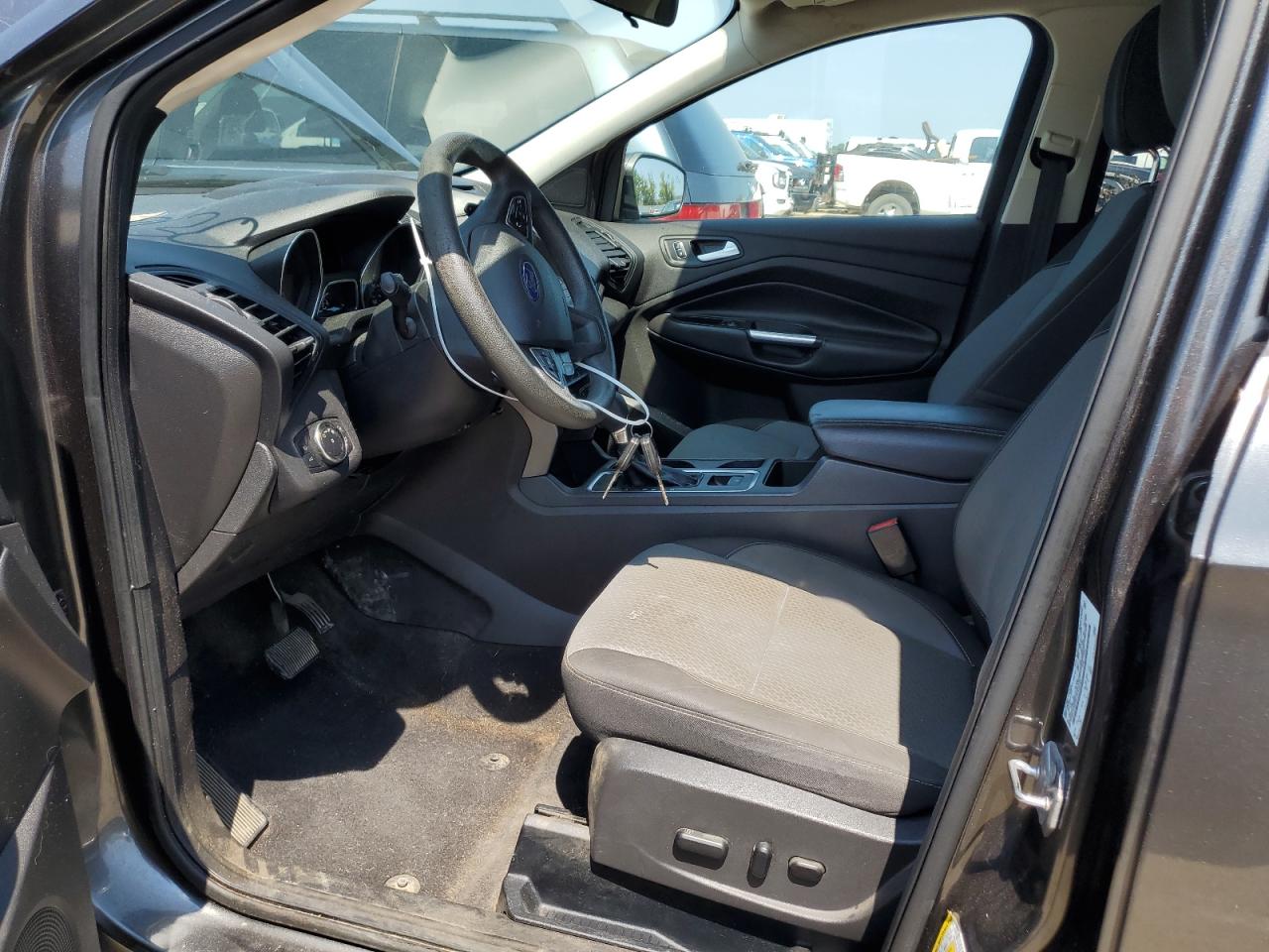 1FMCU0GD6HUA68443 2017 Ford Escape Se