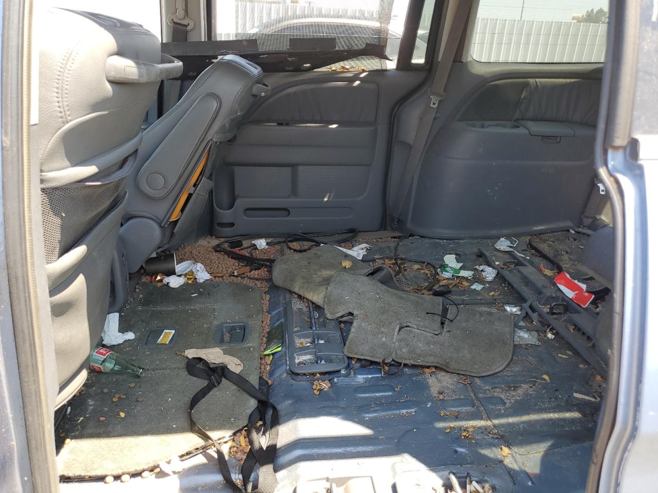 2006 Honda Odyssey - Image 11
