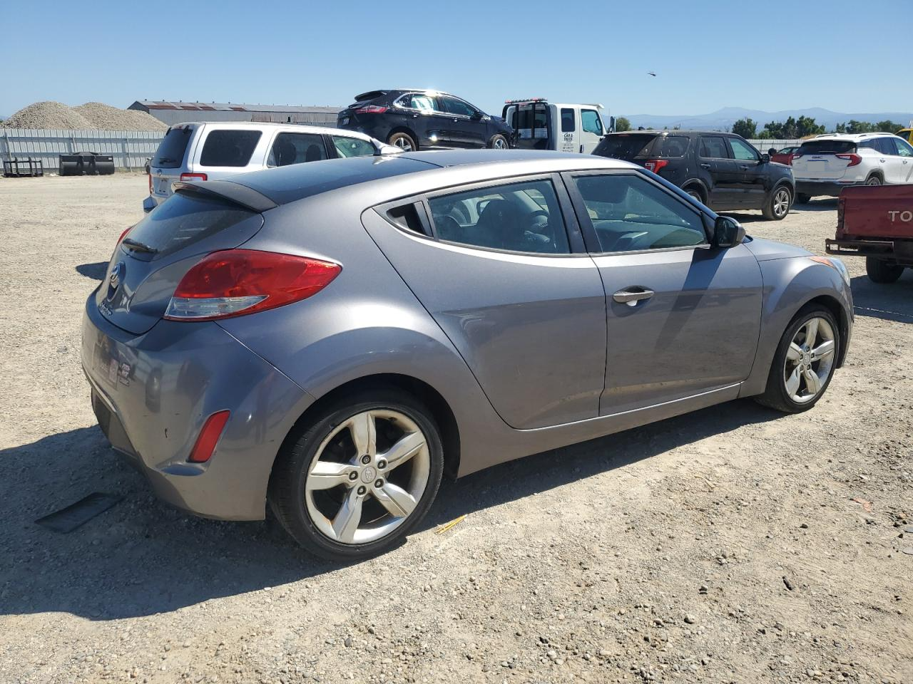 2012 Hyundai Veloster vin: KMHTC6AD3CU021961