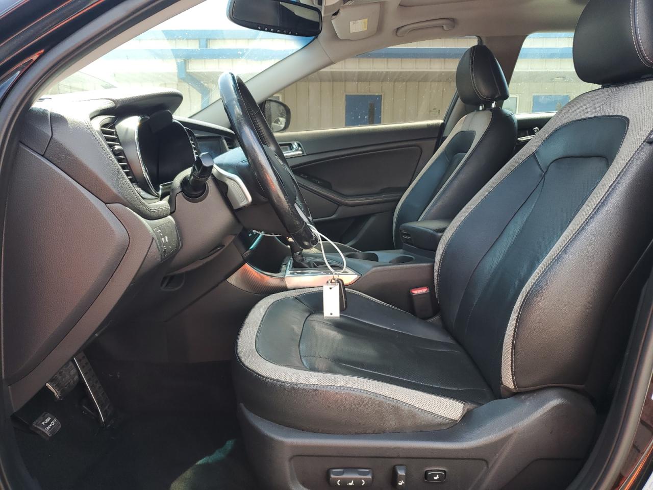 2011 Kia Optima Sx VIN: KNAGR4A60B5122424 Lot: 63809384