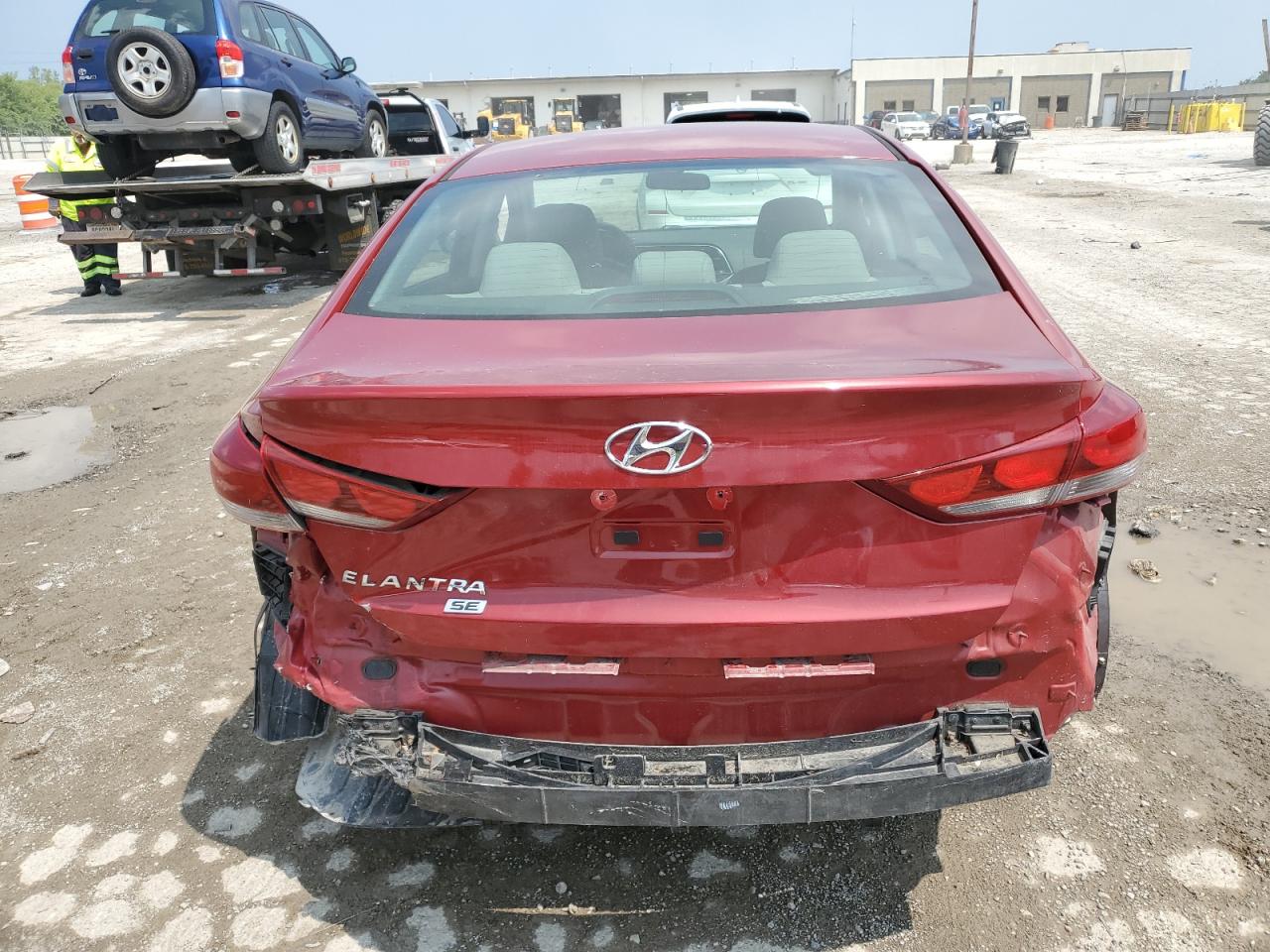 2018 Hyundai Elantra Se VIN: KMHD74LF4JU606945 Lot: 64713884