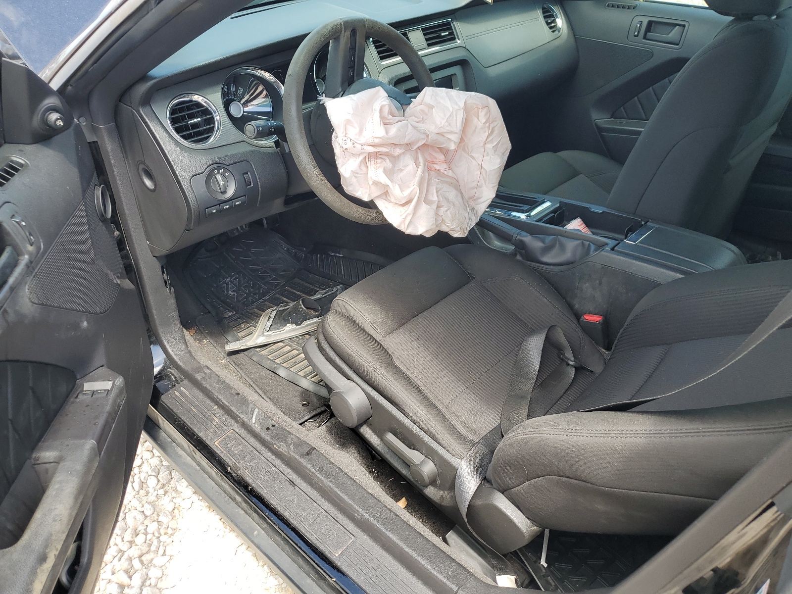 1ZVBP8AM9B5114957 2011 Ford Mustang