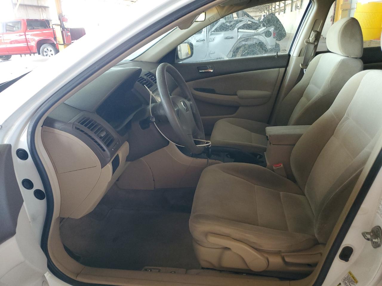 2005 Honda Accord Lx VIN: 1HGCM56405A185789 Lot: 62294414