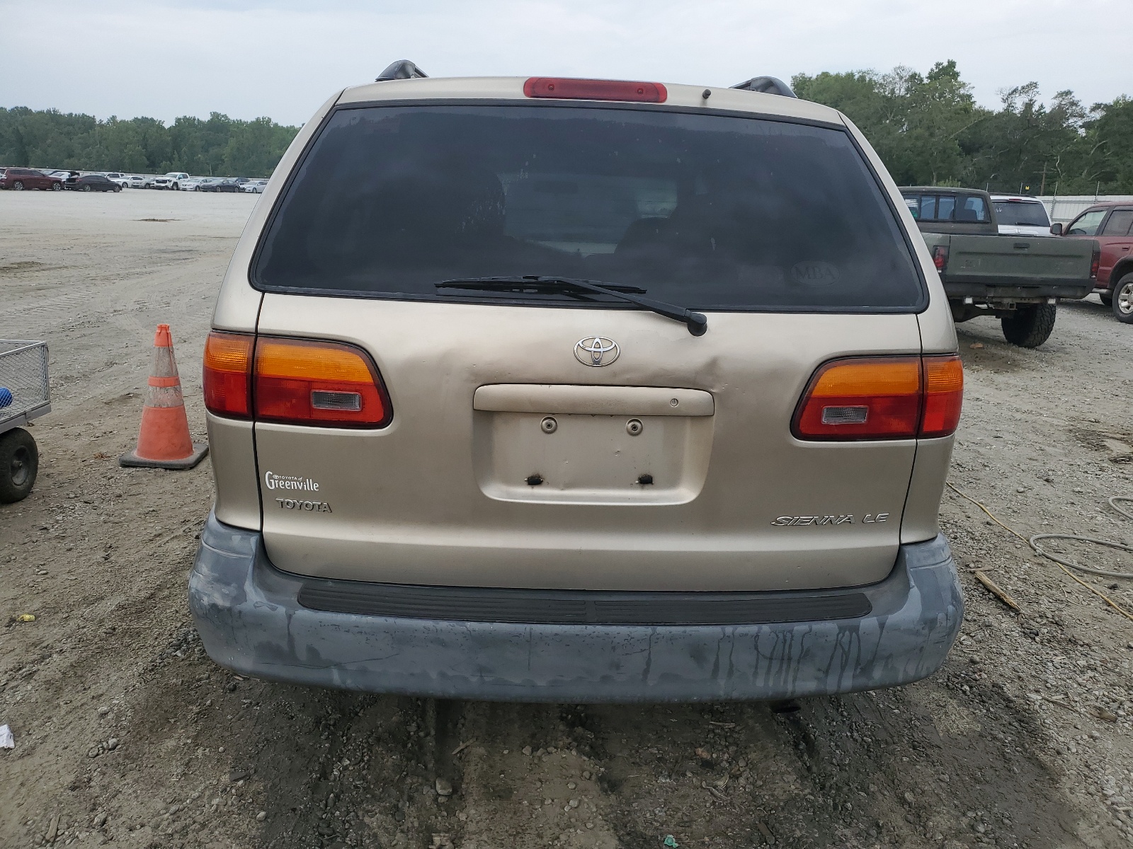 4T3ZF13C4YU205586 2000 Toyota Sienna Le