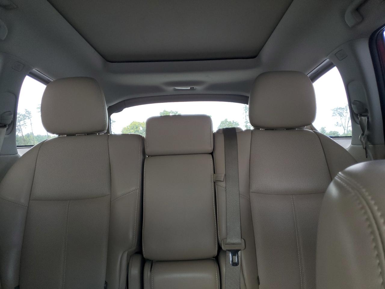 2019 Nissan Pathfinder S VIN: 5N1DR2MN4KC637897 Lot: 63689444