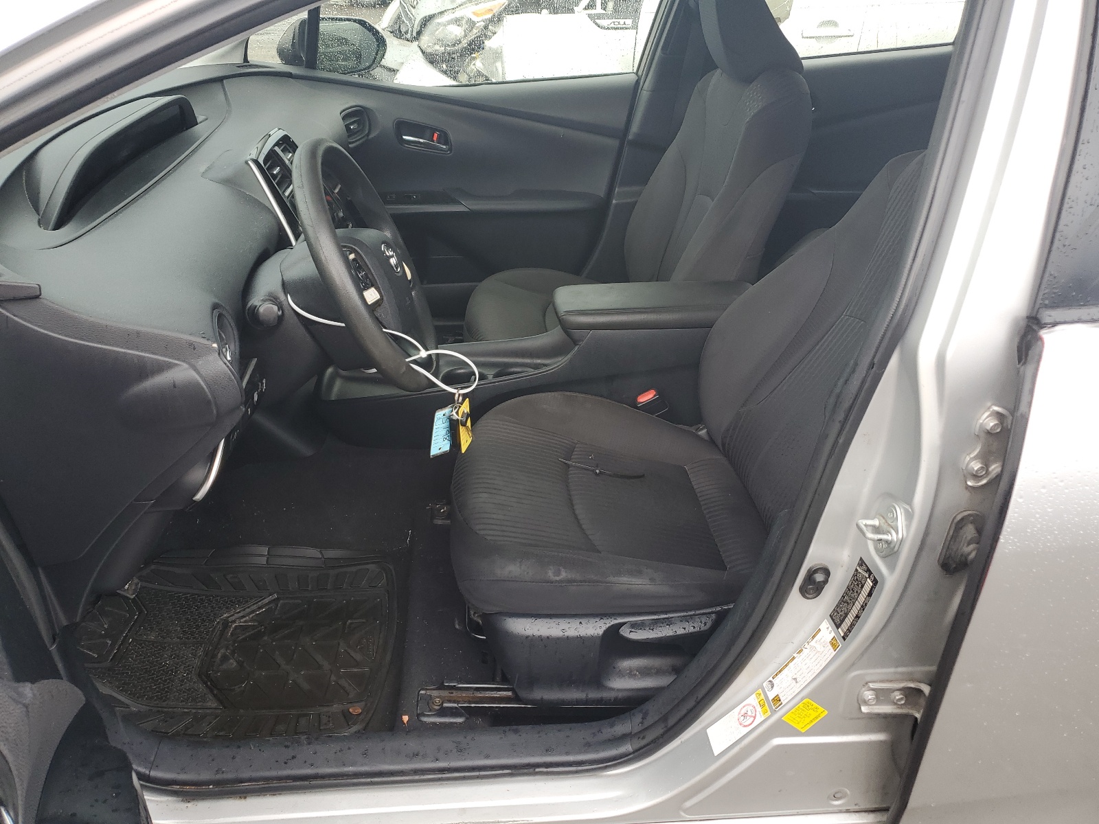 JTDKBRFU5G3501850 2016 Toyota Prius