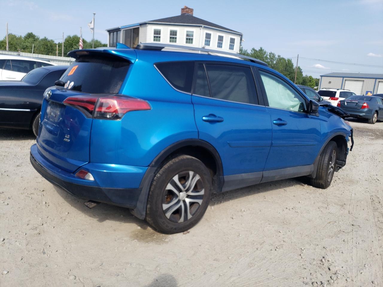 2017 Toyota Rav4 Le VIN: 2T3BFREVXHW556081 Lot: 62670134