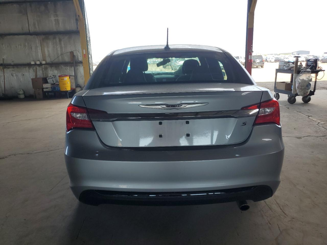 2013 Chrysler 200 Touring VIN: 1C3CCBBB6DN633355 Lot: 65360684