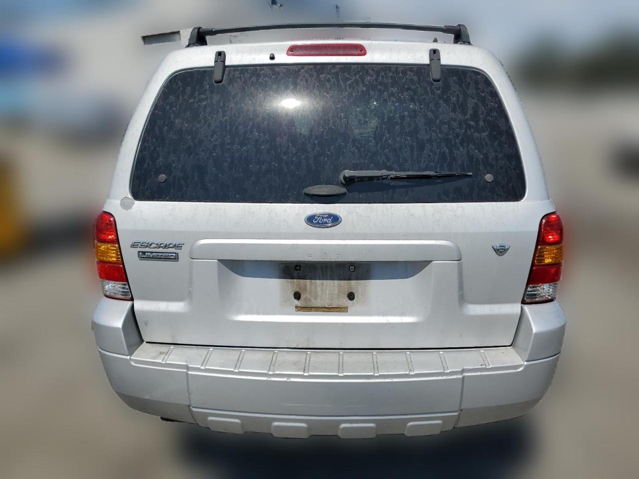 2005 Ford Escape Limited VIN: 1FMYU04125KB95052 Lot: 63868774