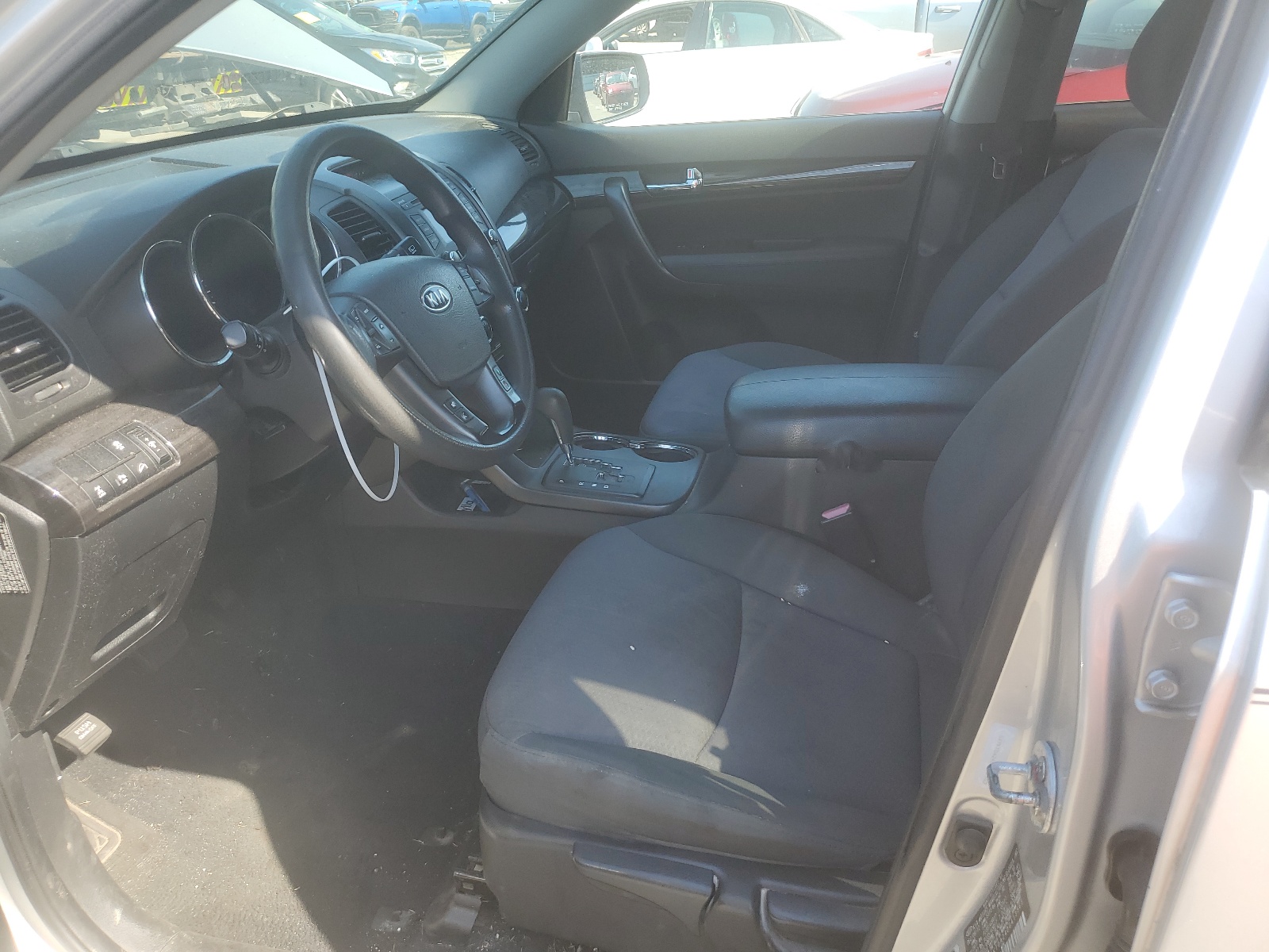 5XYKTDA24DG413563 2013 Kia Sorento Lx