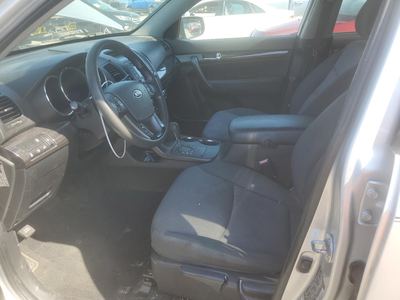 2013 Kia Sorento Lx VIN: 5XYKTDA24DG413563 Lot: 61797004