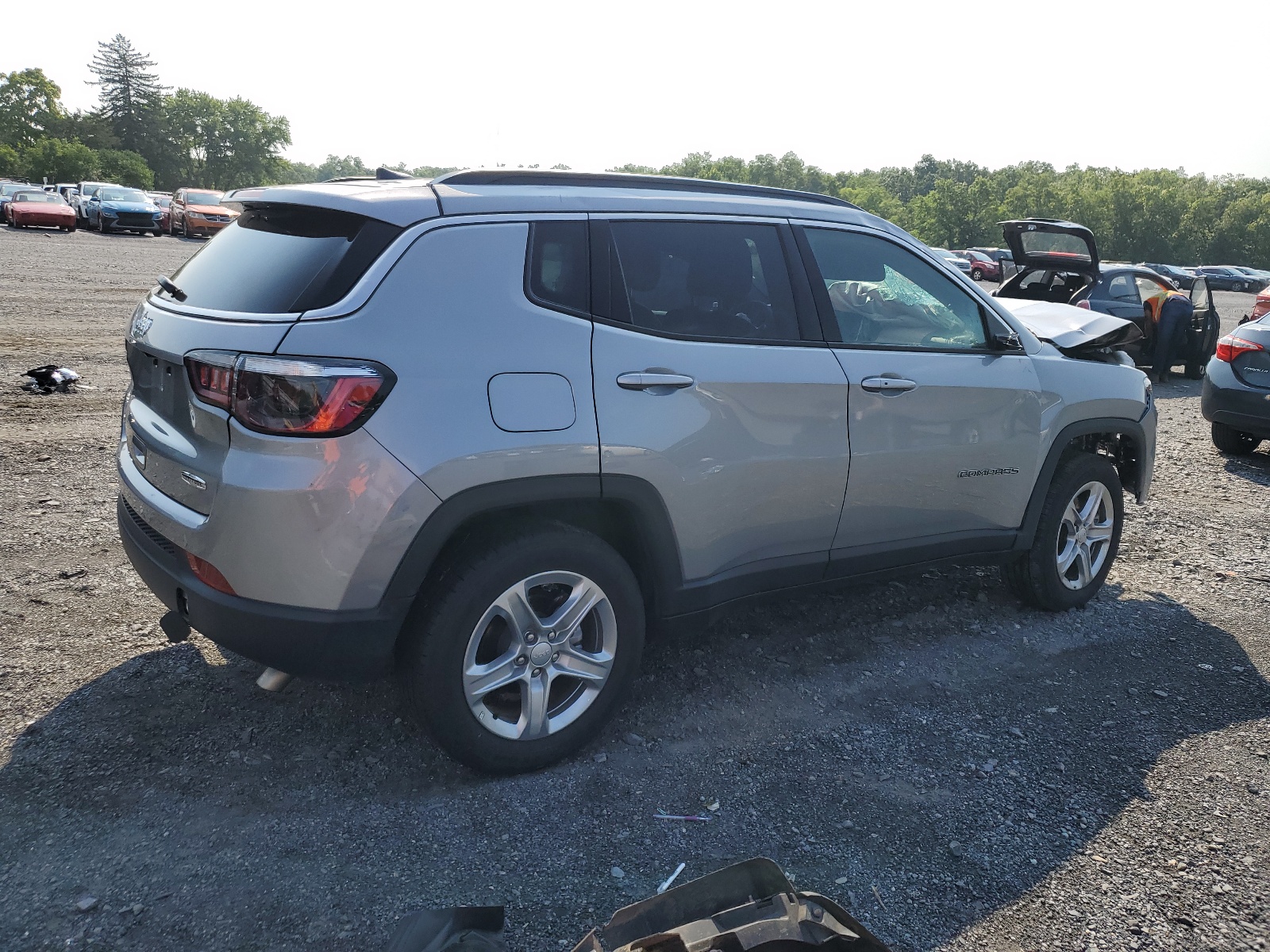 2024 Jeep Compass Latitude vin: 3C4NJDBNXRT606473