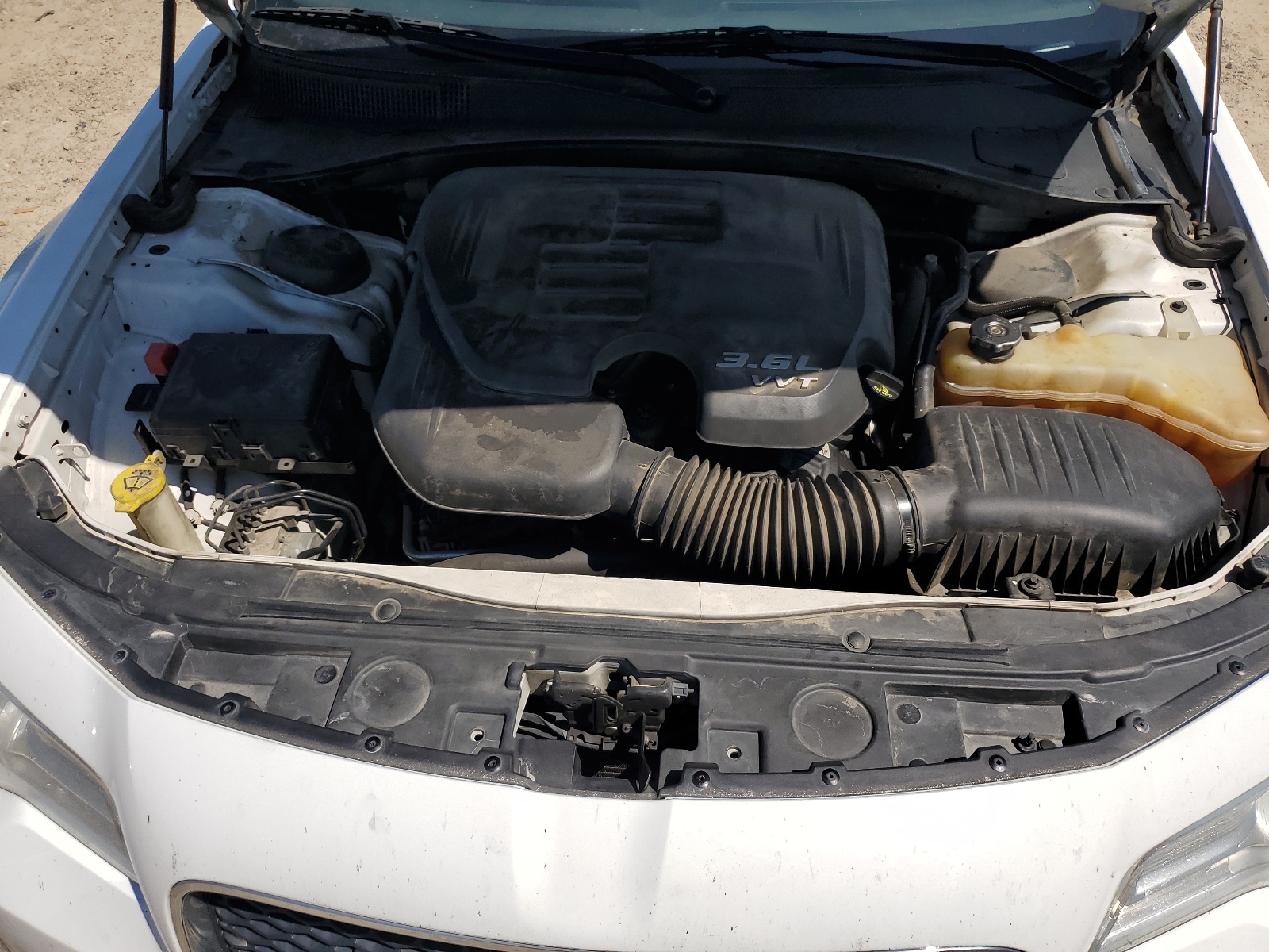 2C3CCAAG1FH749243 2015 Chrysler 300 Limited