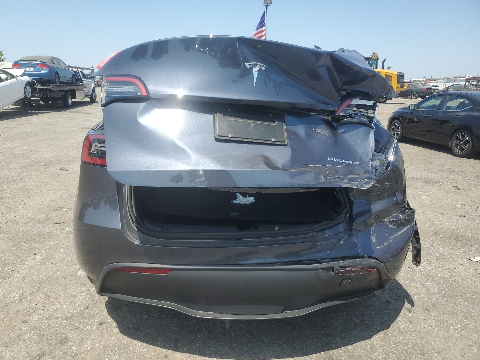 7SAYGDEE6PA178596 2023 Tesla Model Y