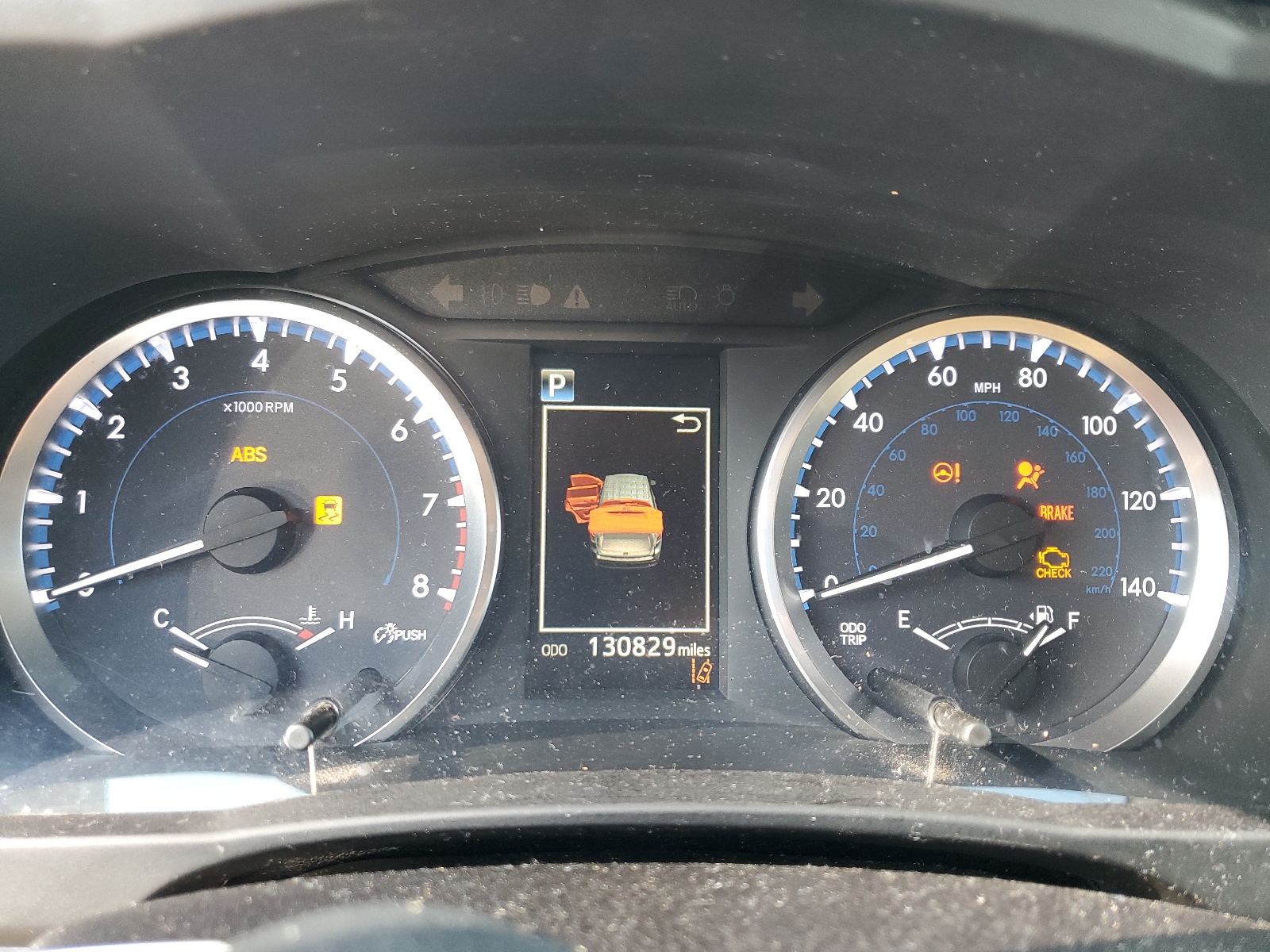 5TDBZRFHXHS405324 2017 Toyota Highlander Le