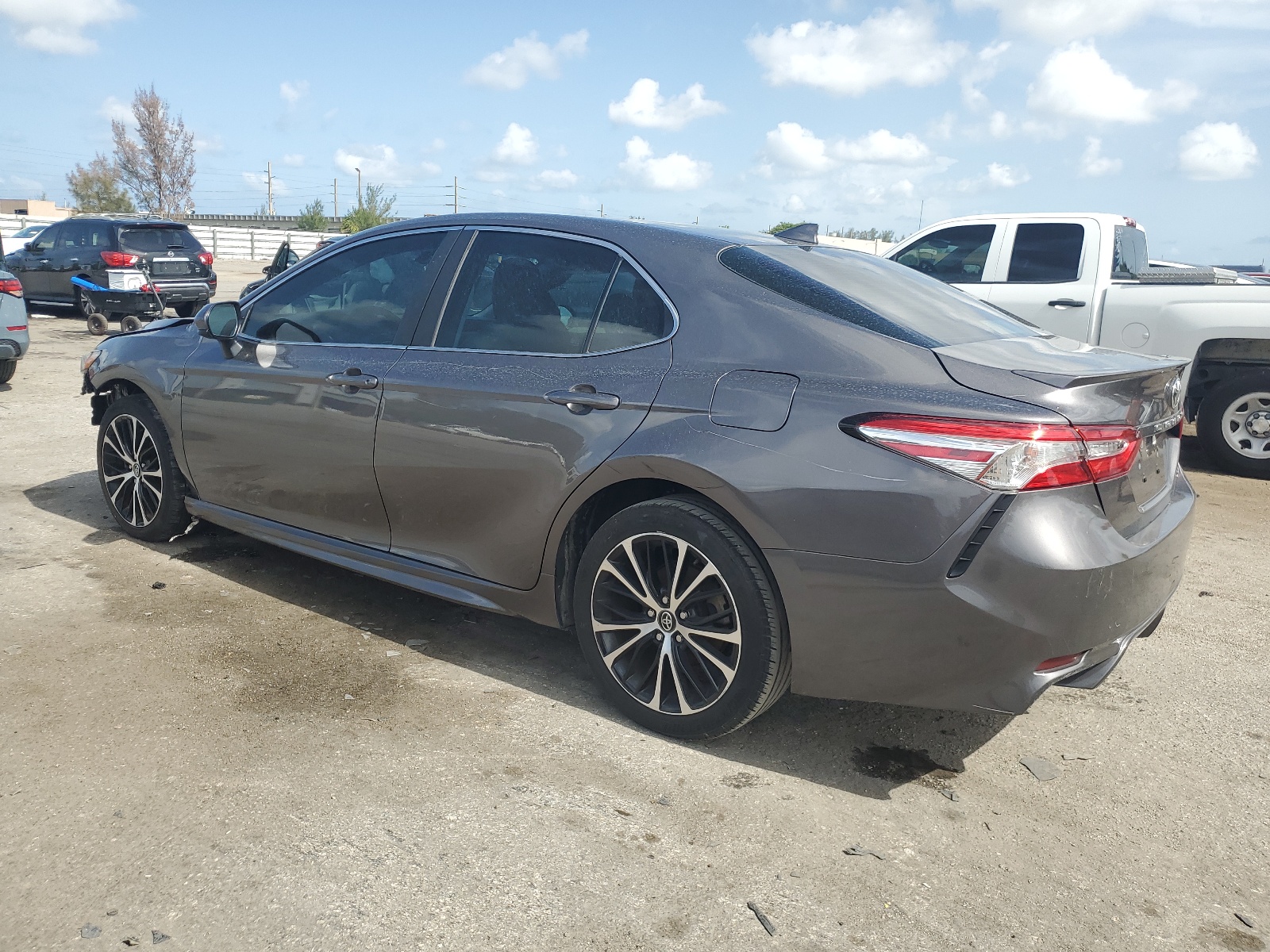 2020 Toyota Camry Se vin: 4T1G11AK4LU874698