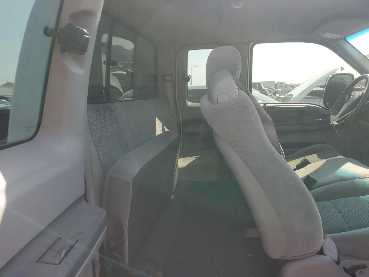 2001 Ford F350 Super Duty VIN: 1FTWX33F61EA80321 Lot: 64086254