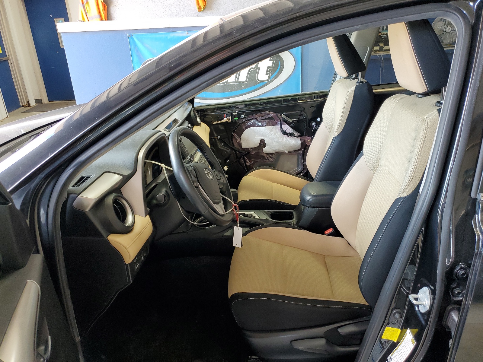 JTMRJREV6GD039000 2016 Toyota Rav4 Hv Xle