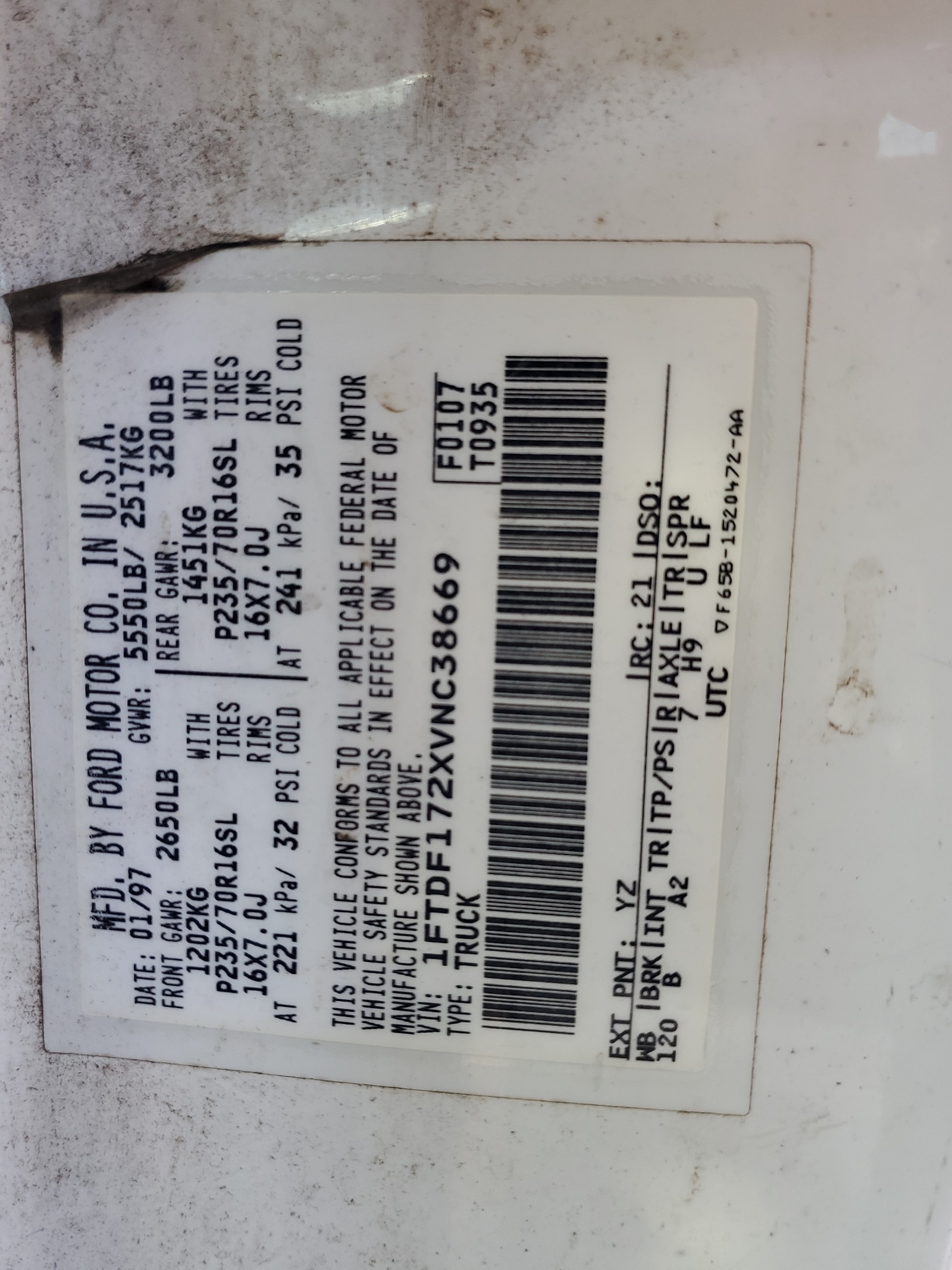 1FTDF172XVNC38669 1997 Ford F150