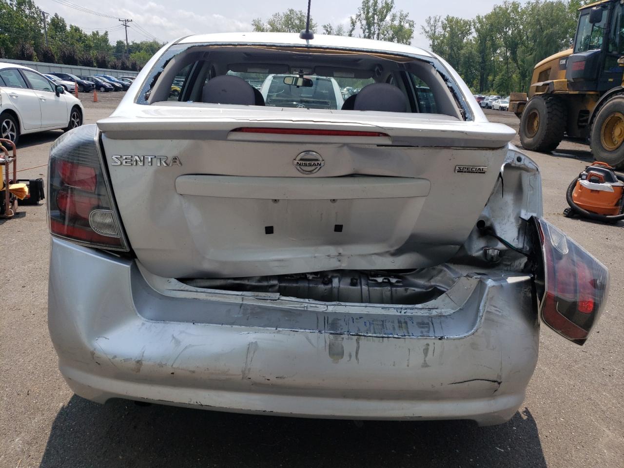 2012 Nissan Sentra - Image 6
