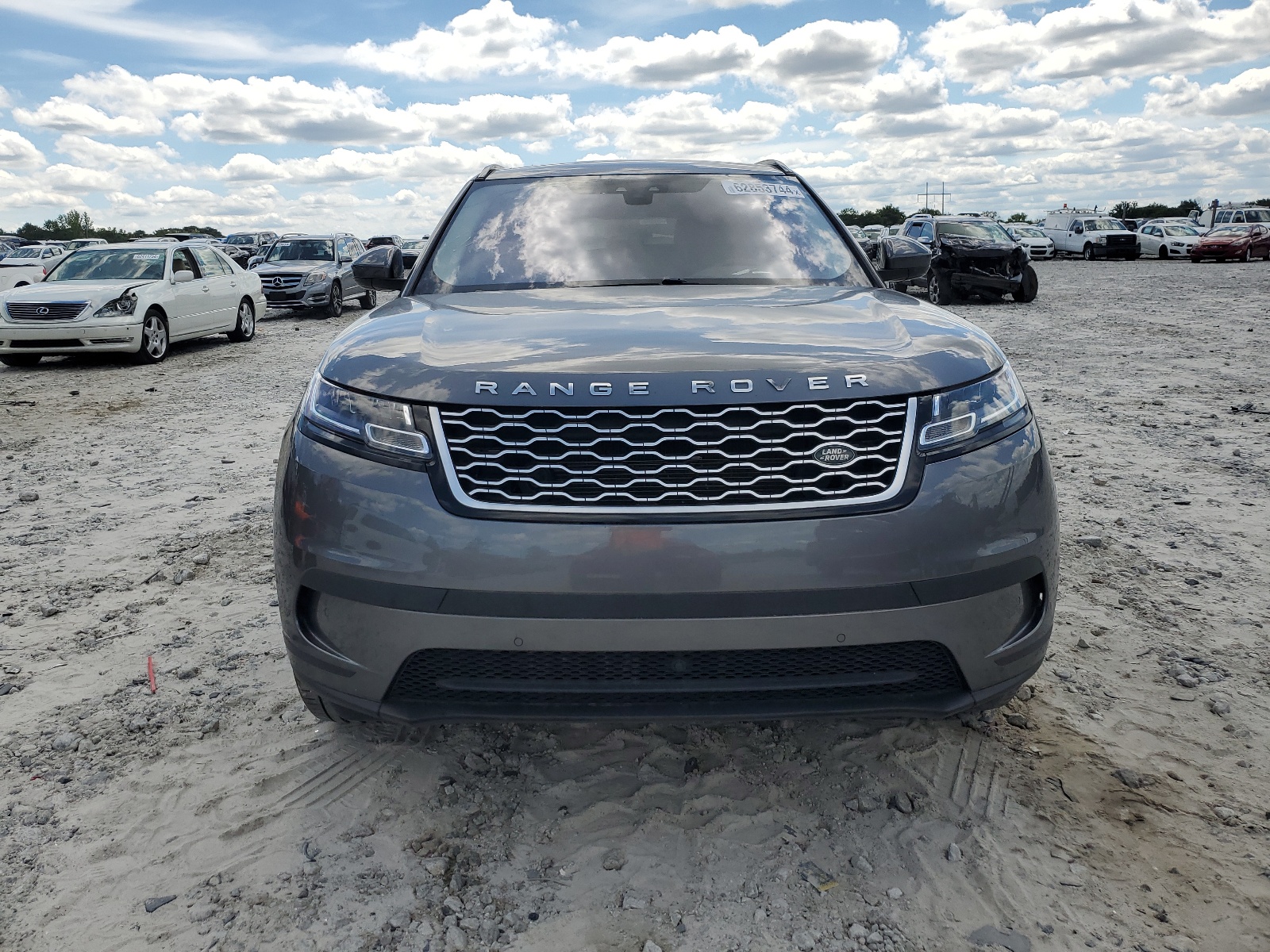 2019 Land Rover Range Rover Velar vin: SALYA2EX0KA792237