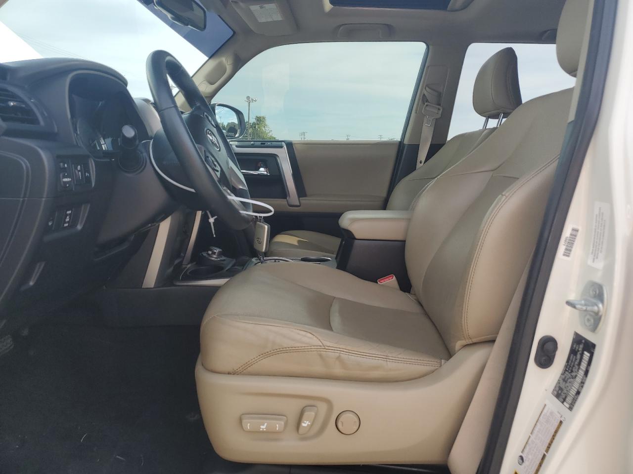 2017 Toyota 4Runner Sr5/Sr5 Premium VIN: JTEBU5JR5H5436408 Lot: 61835734