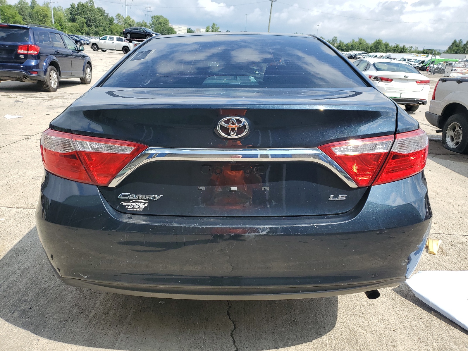 2015 Toyota Camry Le vin: 4T4BF1FK3FR499062