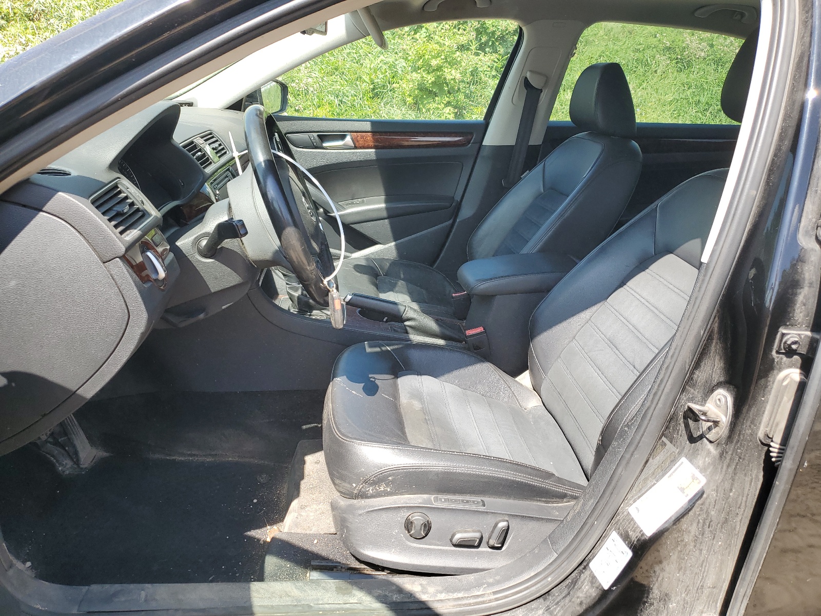 1VWCN7A35DC080400 2013 Volkswagen Passat Sel