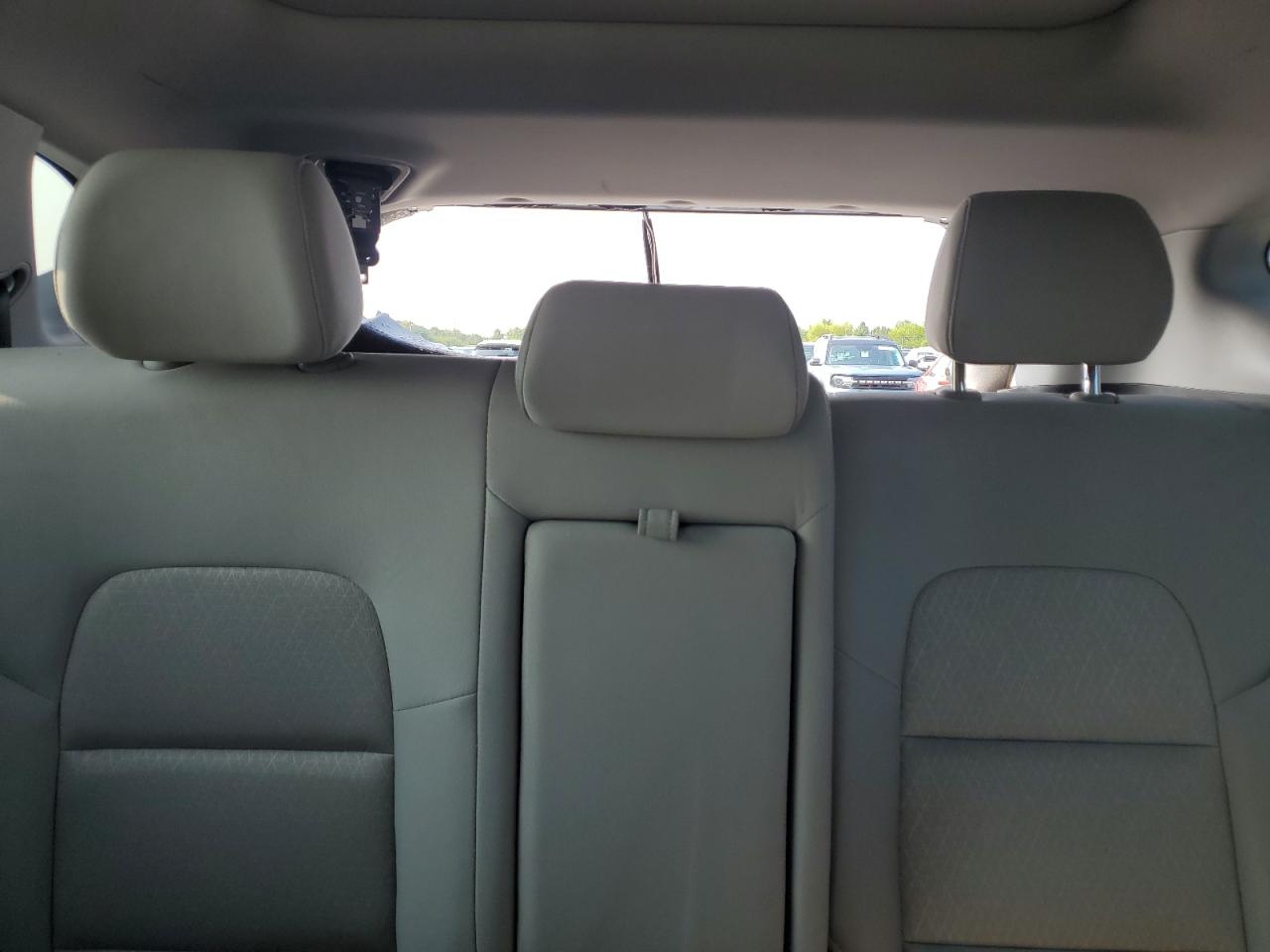 2018 Hyundai Tucson Value VIN: KM8J33A2XJU779829 Lot: 64654074