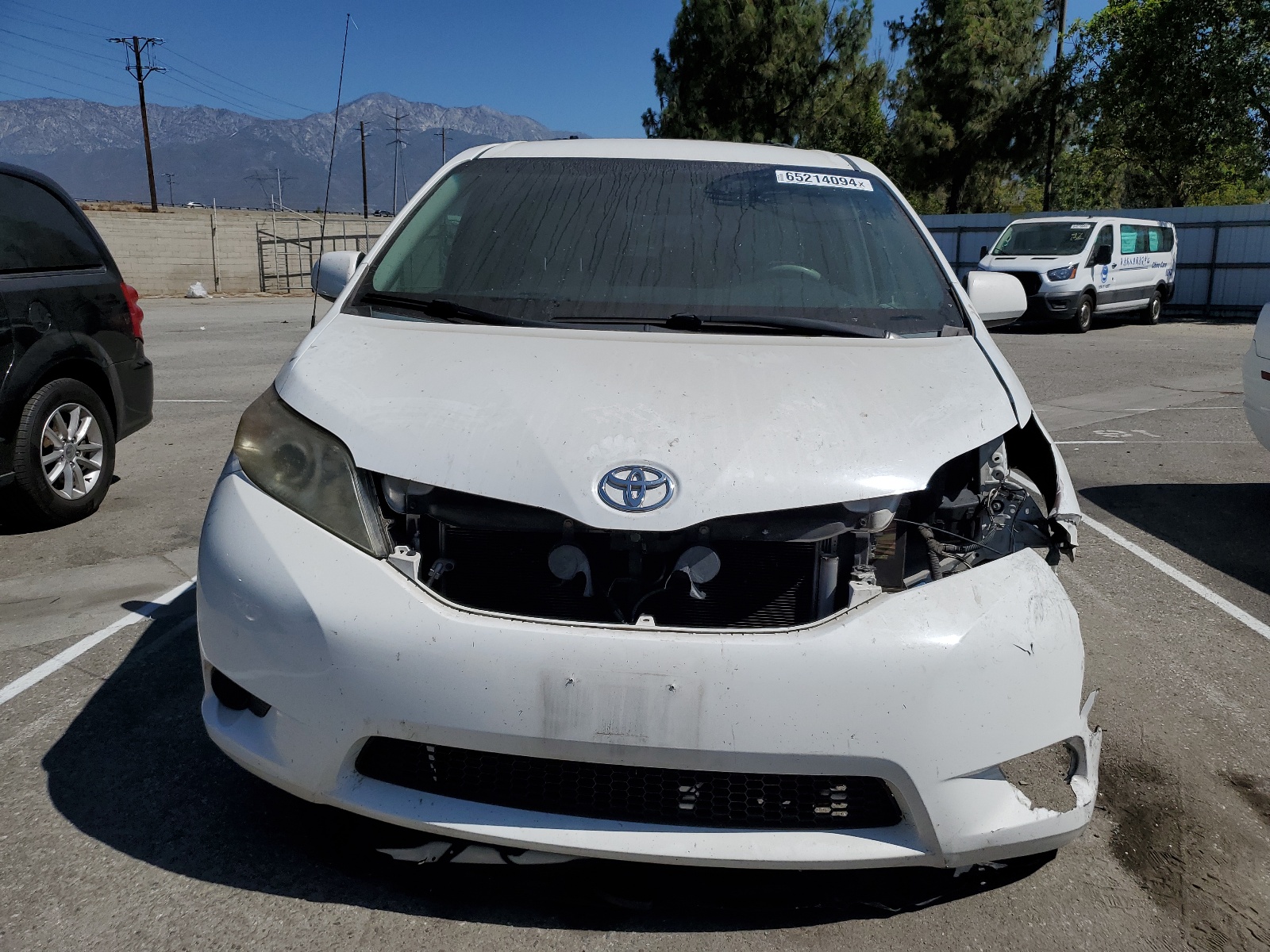 2012 Toyota Sienna Le vin: 5TDKK3DC2CS214563