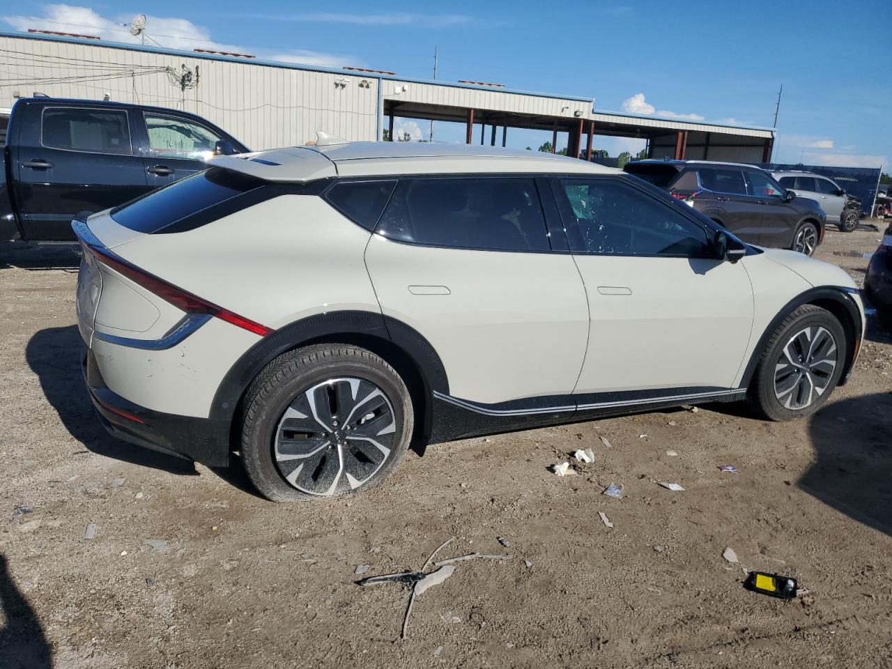 2023 Kia Ev6 Light VIN: KNDC34LA2P5122887 Lot: 63561944