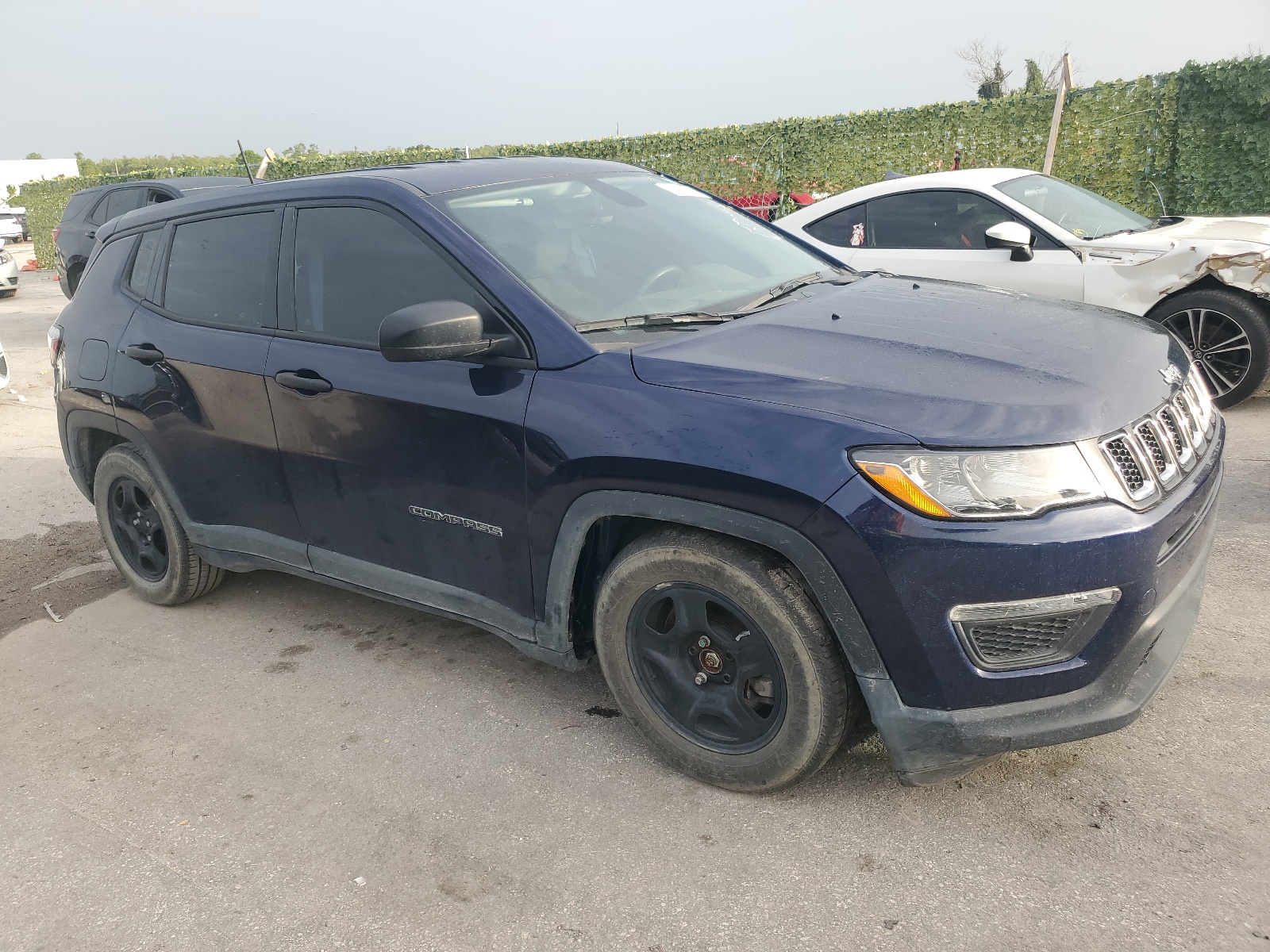 2018 Jeep Compass Sport vin: 3C4NJCAB1JT250890