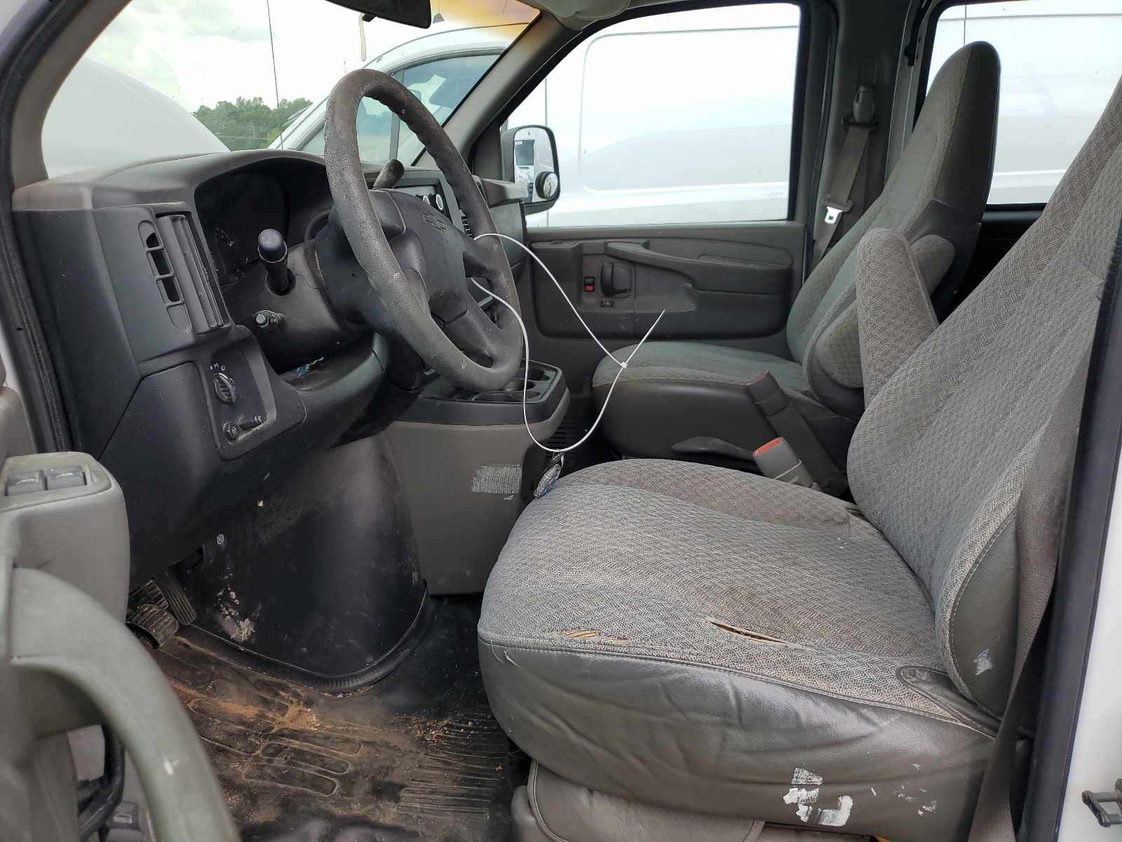 1GCGG25U731180206 2003 Chevrolet Express G2500