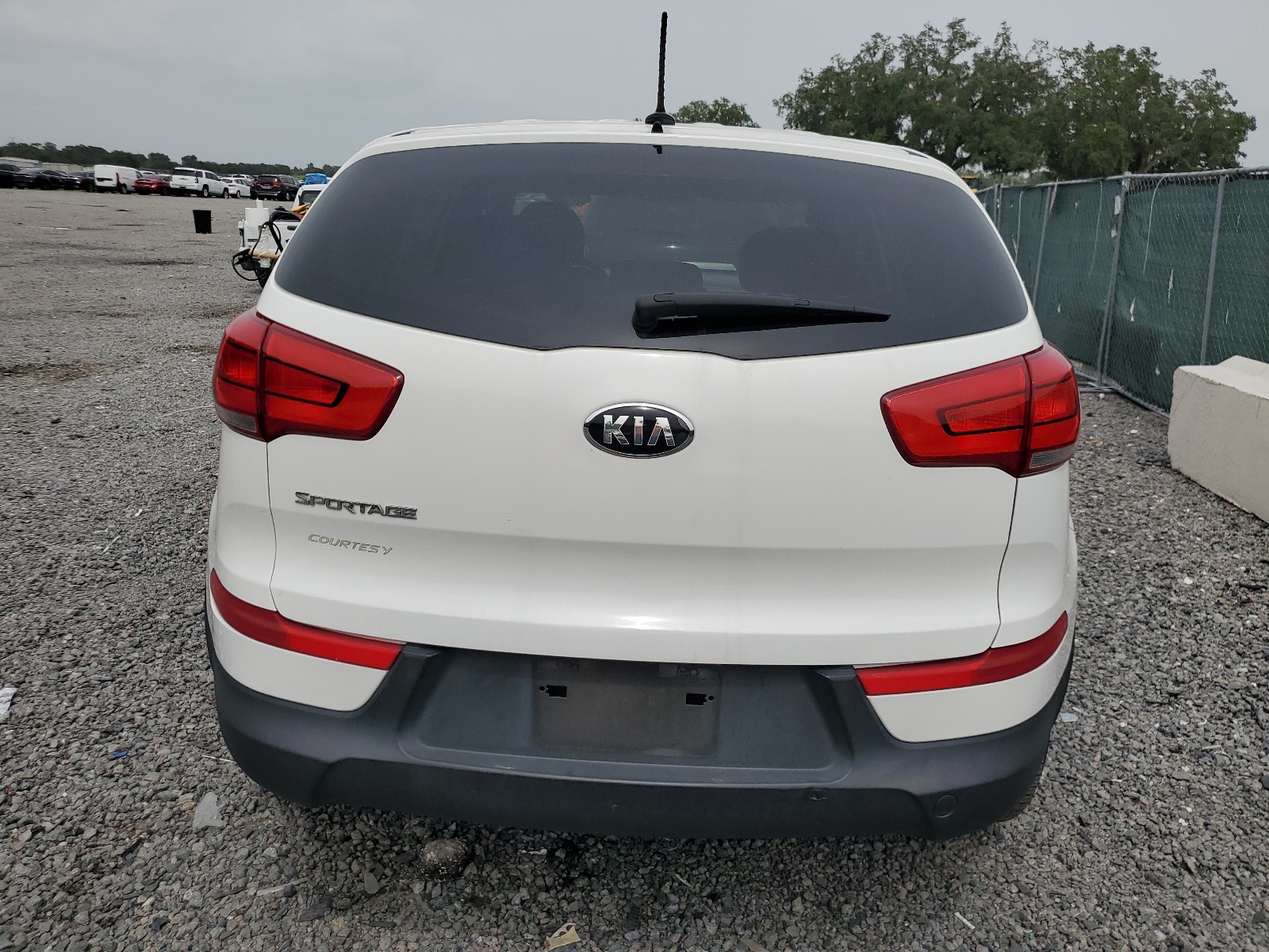 KNDPB3AC1F7742023 2015 Kia Sportage Lx