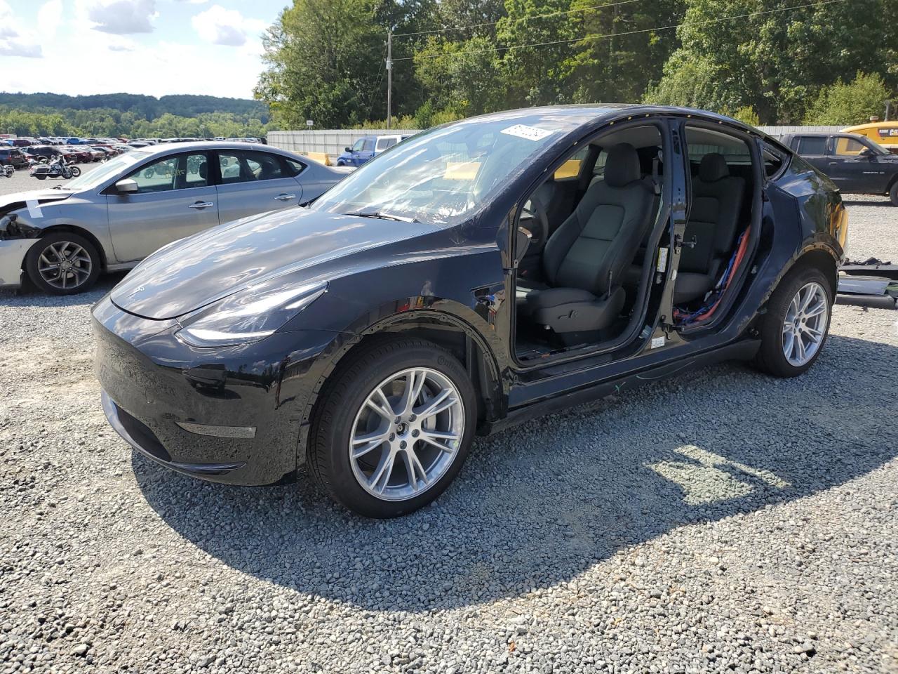 7SAYGDEE5PA181425 2023 TESLA MODEL Y - Image 1