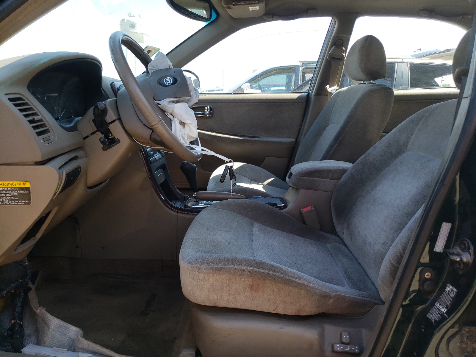 KNAGD128545342738 2004 Kia Optima Lx