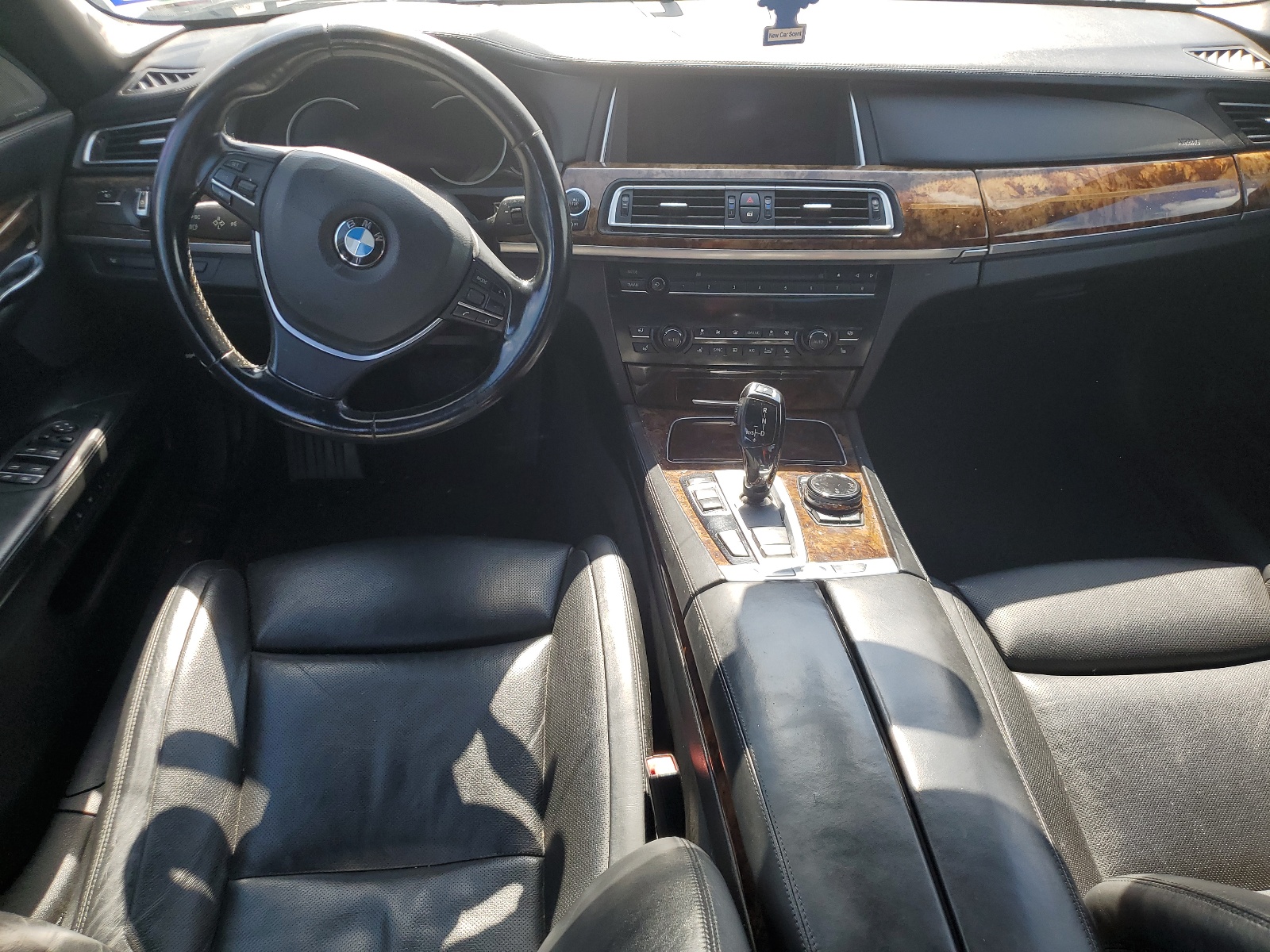 WBAYB6C55FD225245 2015 BMW 750 Xi