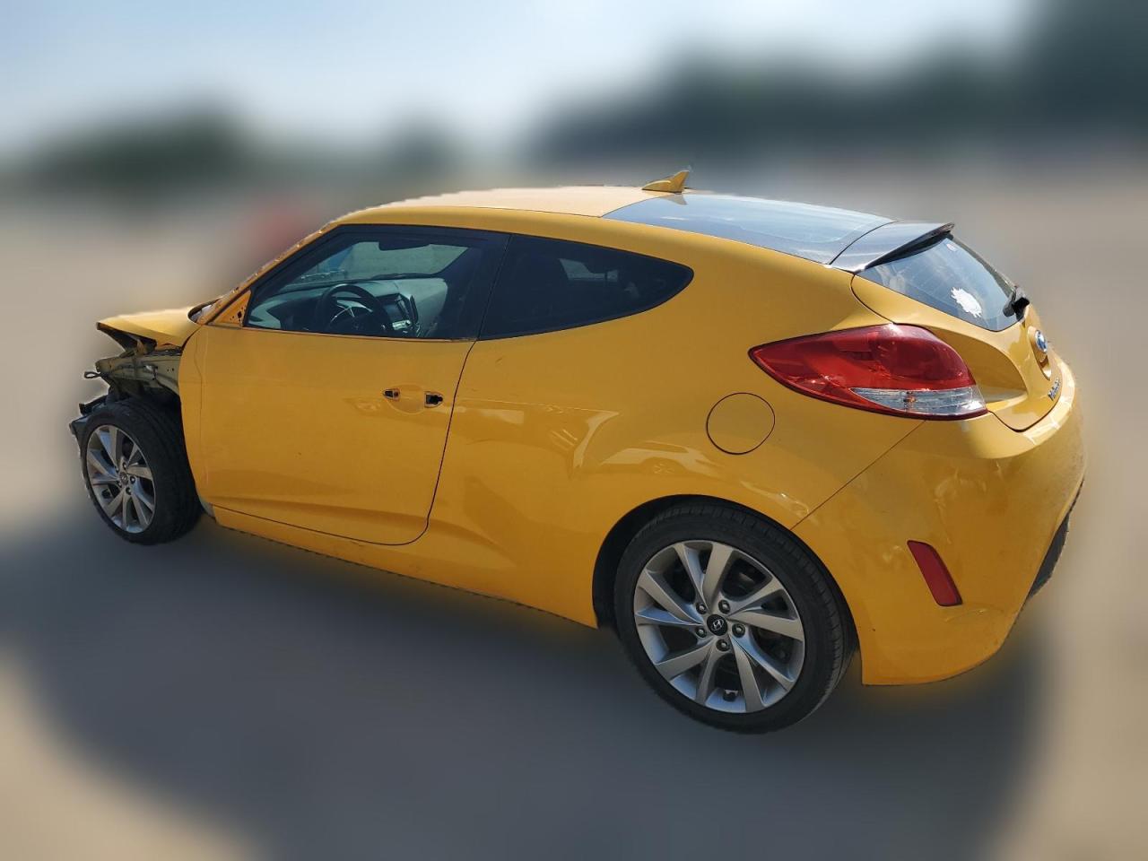 2016 Hyundai Veloster VIN: KMHTC6AD2GU281841 Lot: 61691534